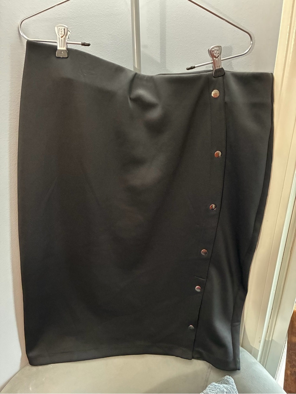 BOLD elements Black Pencil Skirt with Side Button Trim